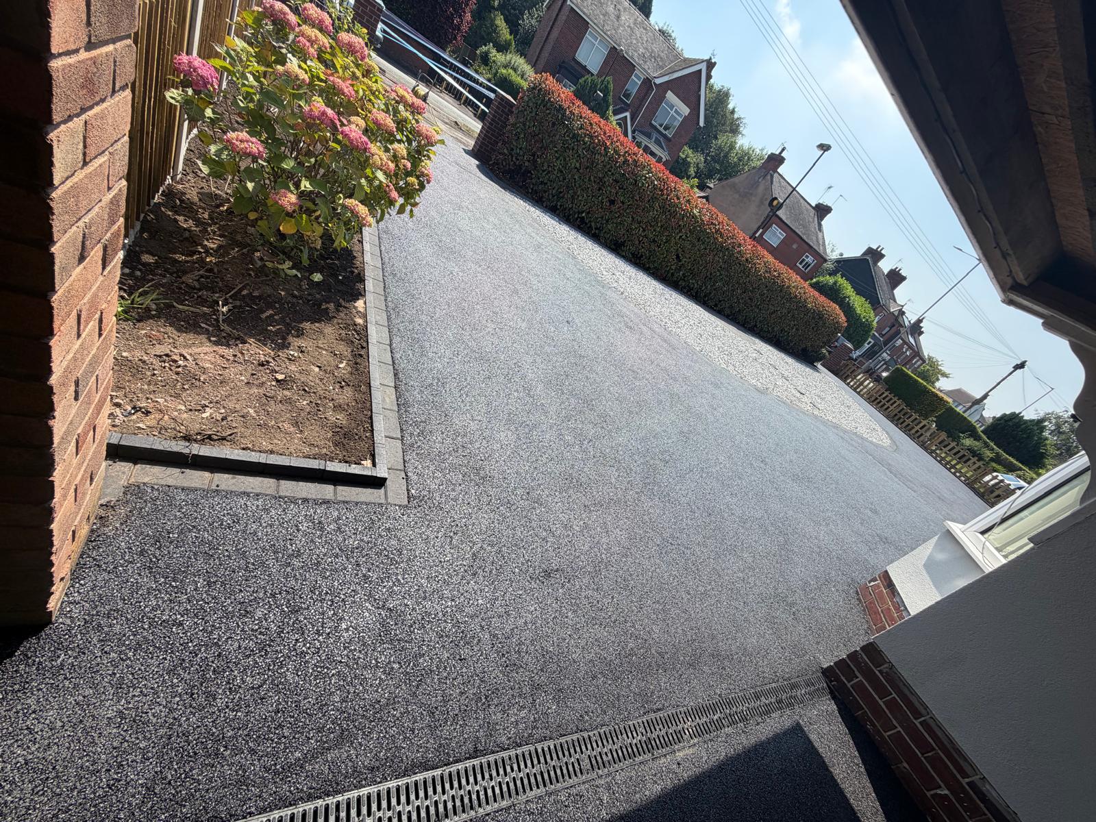 Tarmac Driveways project by Age Paving Ltd