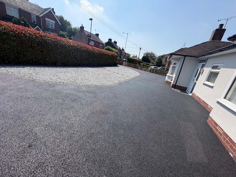 Tarmac Driveways project by Age Paving Ltd